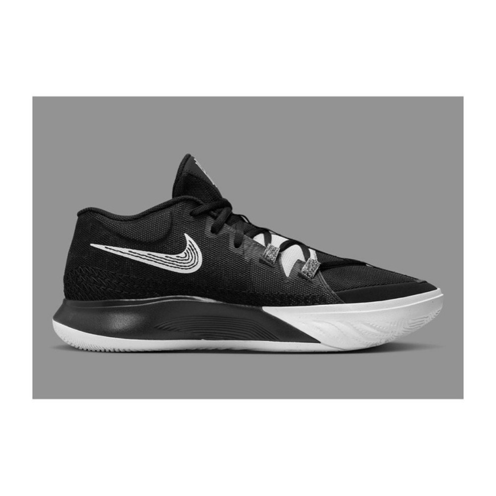 Nike Kyrie Flytrap Mens Basketball Shoes Black White DM1125-001 NEW Sz 10